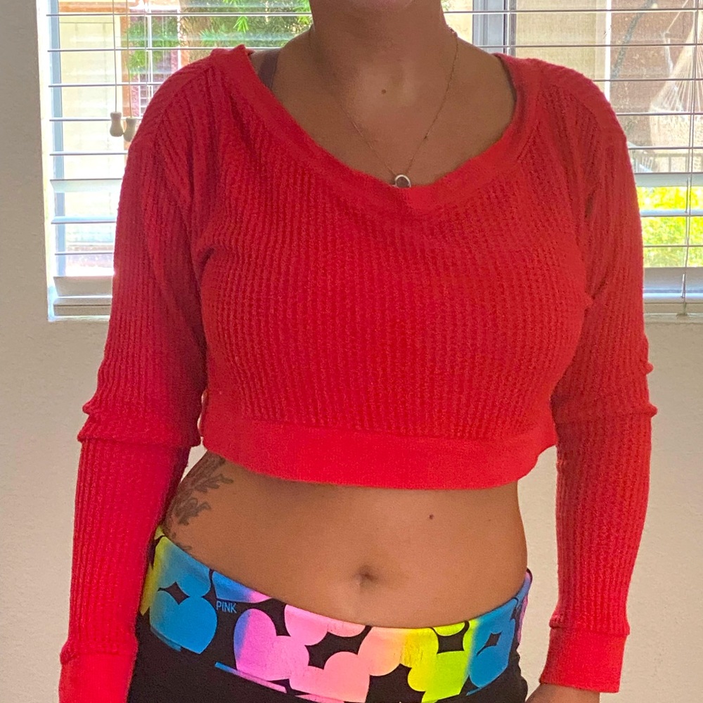 PAC sun long sleeve crop top